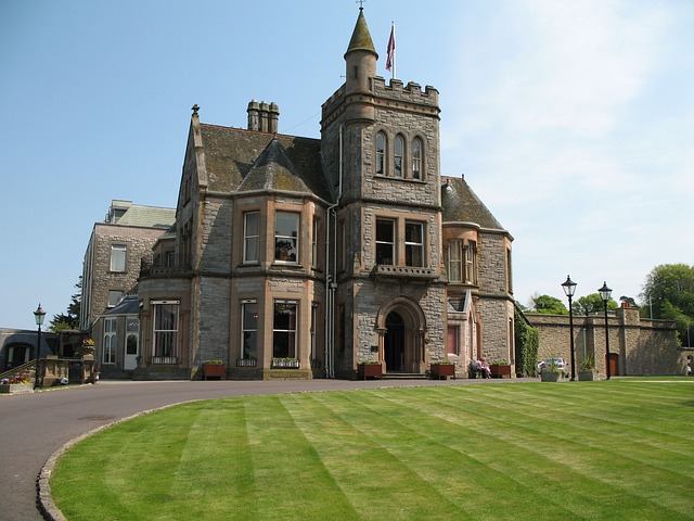 Castle Hotel 