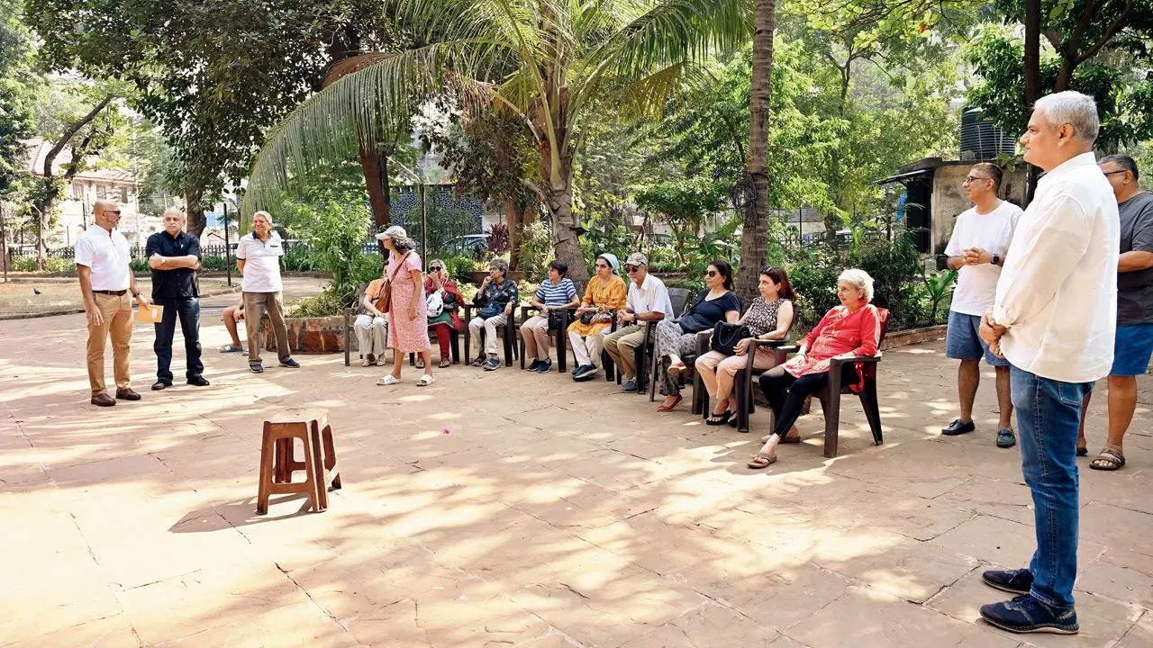 Group of Colaba residents