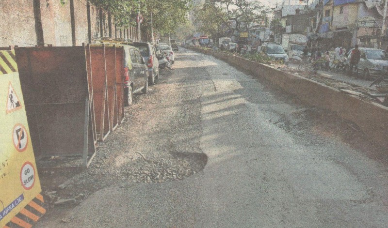 Pothole on Mumbai road